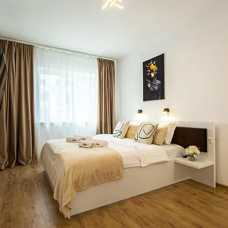 Mohost Blue - Sophisticated Retreat With Views Appartement Braşov